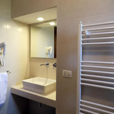 Bell'aria فندق مبيت وإفطار 3*